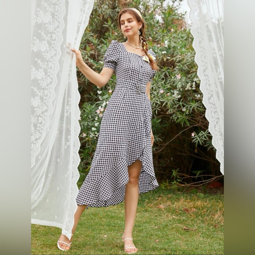 Gingham Puffed Sleeved Dress SHEIN Brand